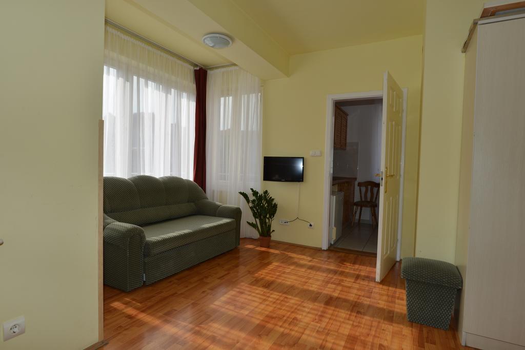 Hotel Korona Hajdúszoboszló Εξωτερικό φωτογραφία