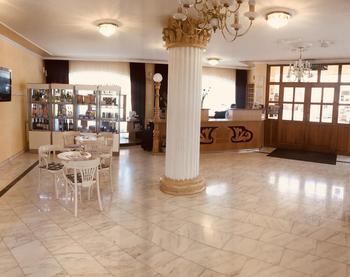 Hotel Korona Hajdúszoboszló Εξωτερικό φωτογραφία