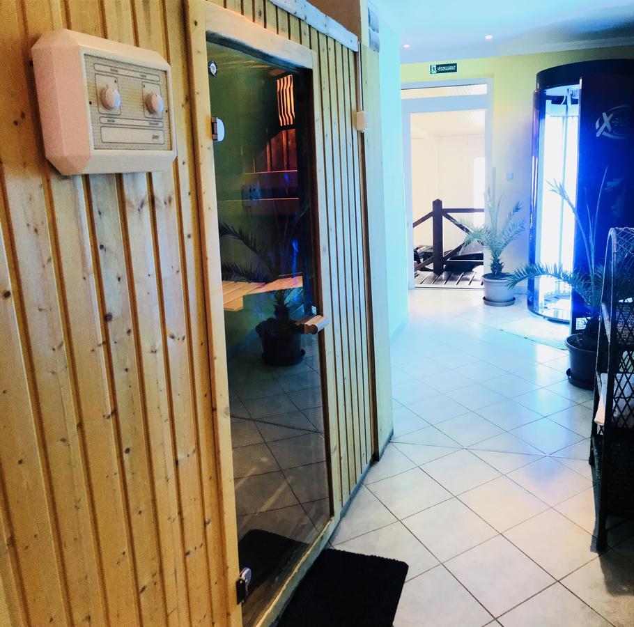 Hotel Korona Hajdúszoboszló Εξωτερικό φωτογραφία