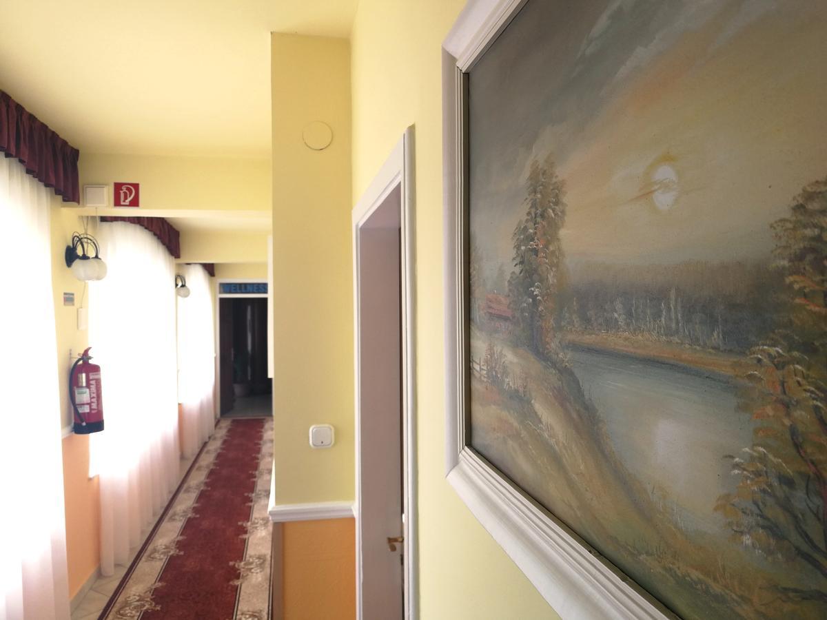 Hotel Korona Hajdúszoboszló Εξωτερικό φωτογραφία