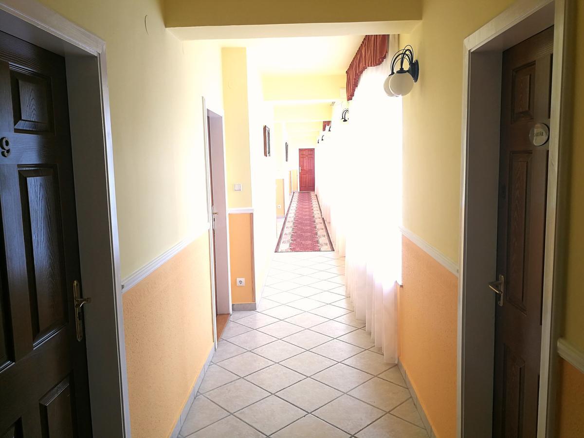 Hotel Korona Hajdúszoboszló Εξωτερικό φωτογραφία