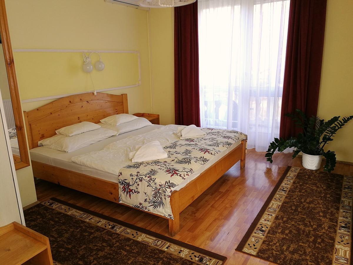 Hotel Korona Hajdúszoboszló Εξωτερικό φωτογραφία